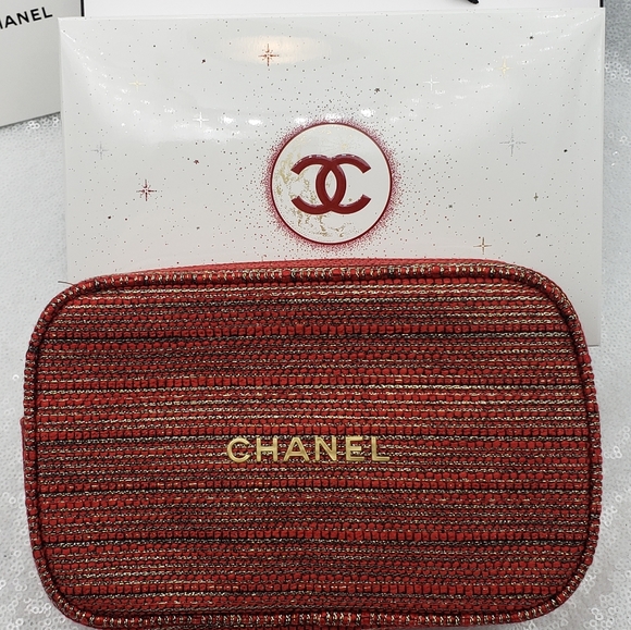 CHANEL Makeup Chanel Holiday Go Extreme Mascara Set Poshmark